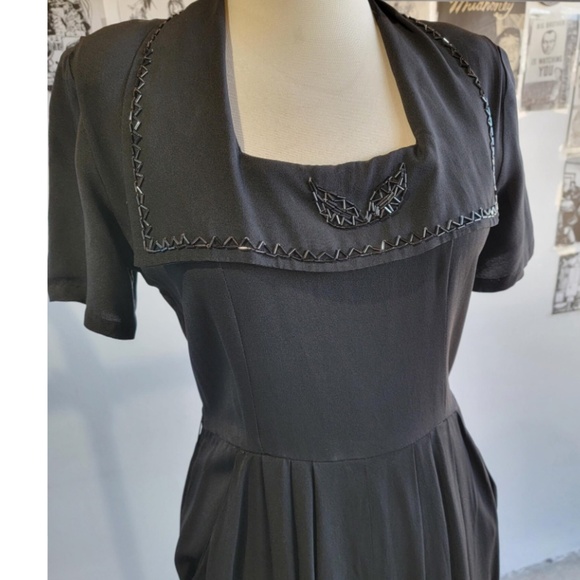 Vintage 1940s Black Rayon Dress with beaded Collar | Size Medium - Picture 4 of 7